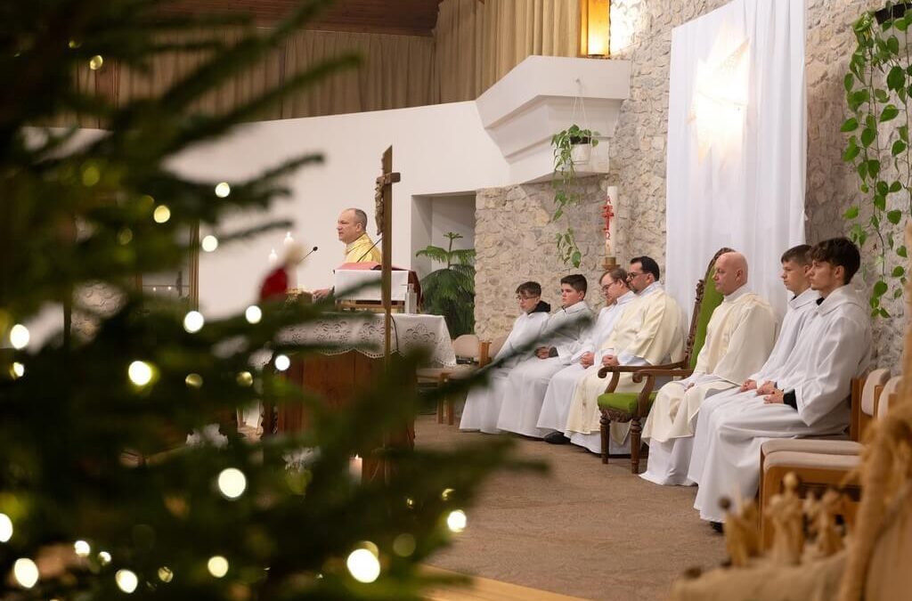 Éjféli szentmise – 2025.